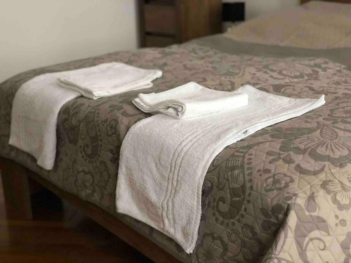Centrally-Located Authentic Apartment Vienna Luaran gambar